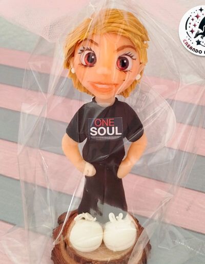 Figura personalizada profesora