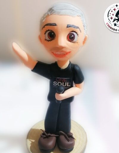 Figura personalizada batería cantante